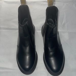 Dr Marten Women Vegan Flora Size 6